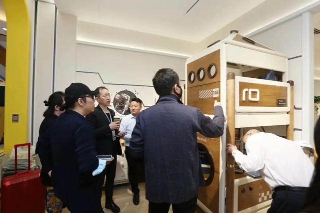 1617853677433502.jpg 640.webp (6).jpg